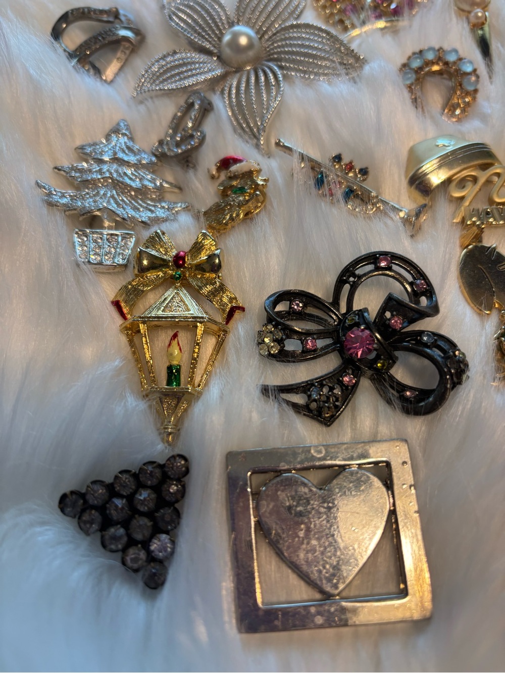 Vintage Mixed Gold and Silver Tone Brooch-pin-pendant-earrings and button - Picture 3 of 11